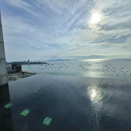 Centric Sea Pattaya Bed & Breakfast Dış mekan fotoğraf