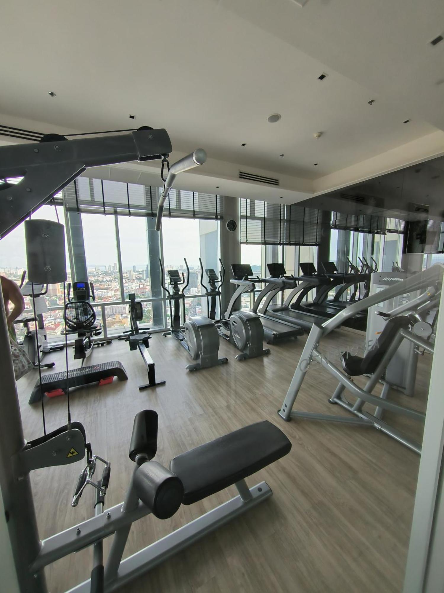 Centric Sea Pattaya Bed & Breakfast Dış mekan fotoğraf
